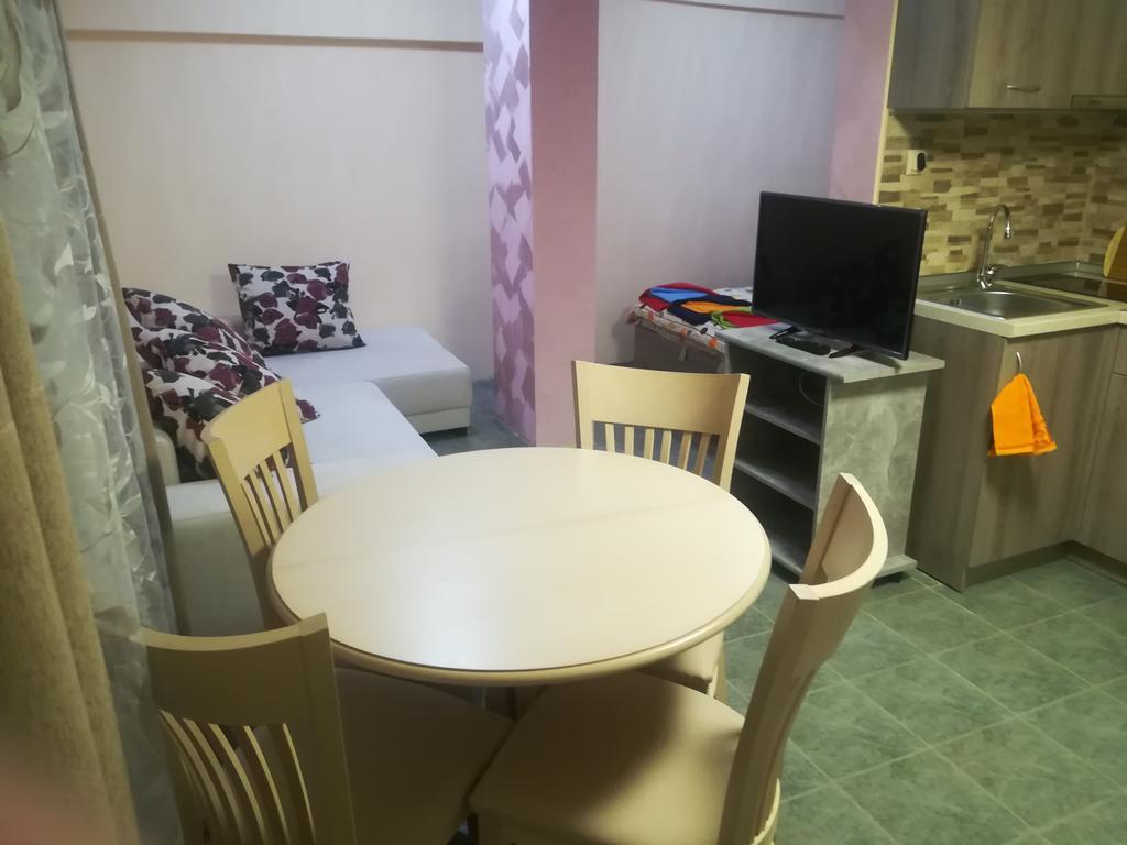 Studio Magelan Appartement Roese Buitenkant foto